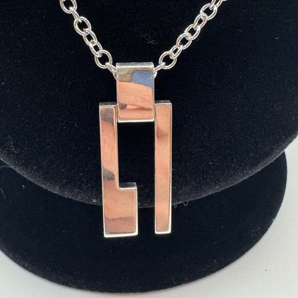 Gucci Open Bar Pendant Necklace - full inclusion - Picture 5 of 7